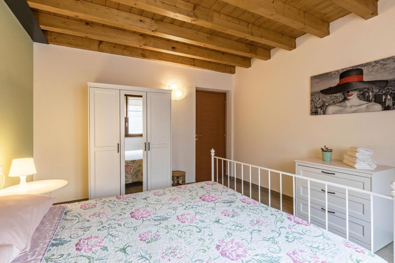 Appartamento Le Pleiadi Alcione Gardone Riviera Esterno foto